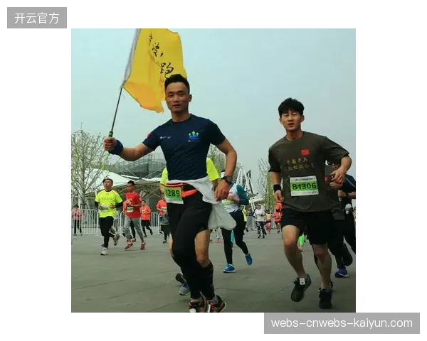 九成以上的马拉松转播启用云端拼接，五十个移动机位画面实现零丢帧汇聚